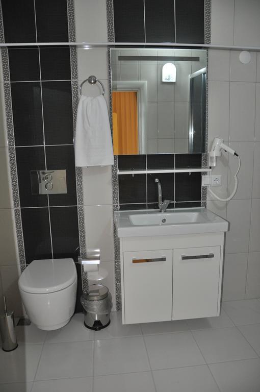 Hotel Iscen Mustafakemalpaşa Esterno foto